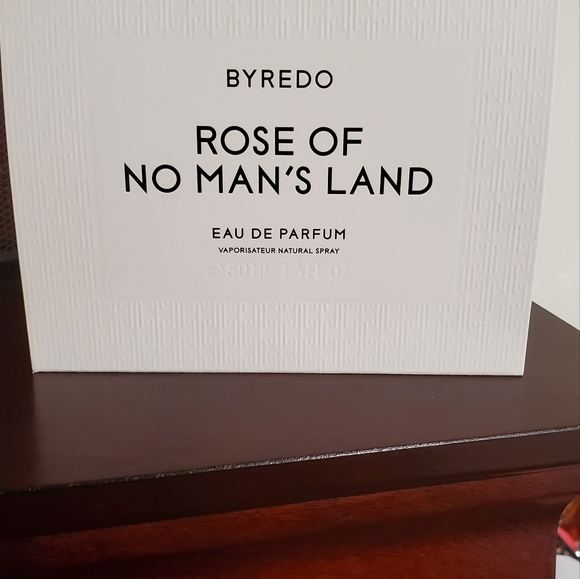 Rose of No Man's Land by Byredo - Picture 6 of 8